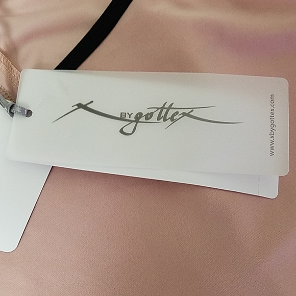 X by Gottex Split Back Cami Tank - Picture 5 of 6